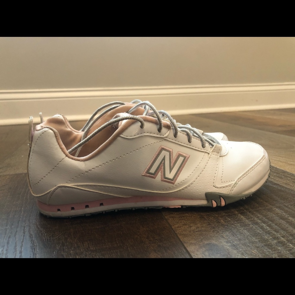 New Balance 460